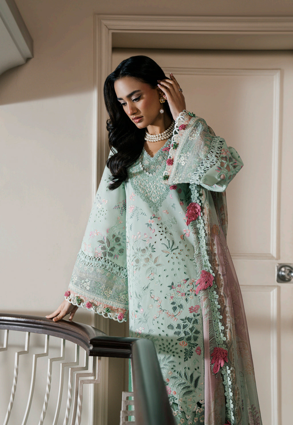 SUNDAS AHAD CAMILIA EL-03