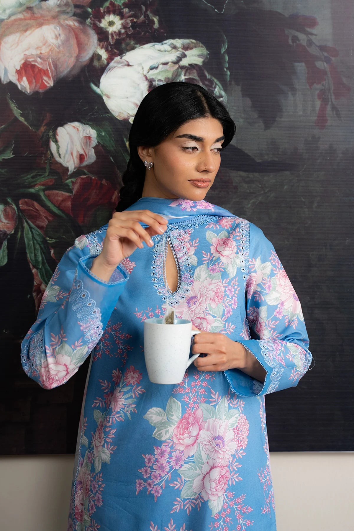 AYZEL THE BARE MINIMUM MISTELLE