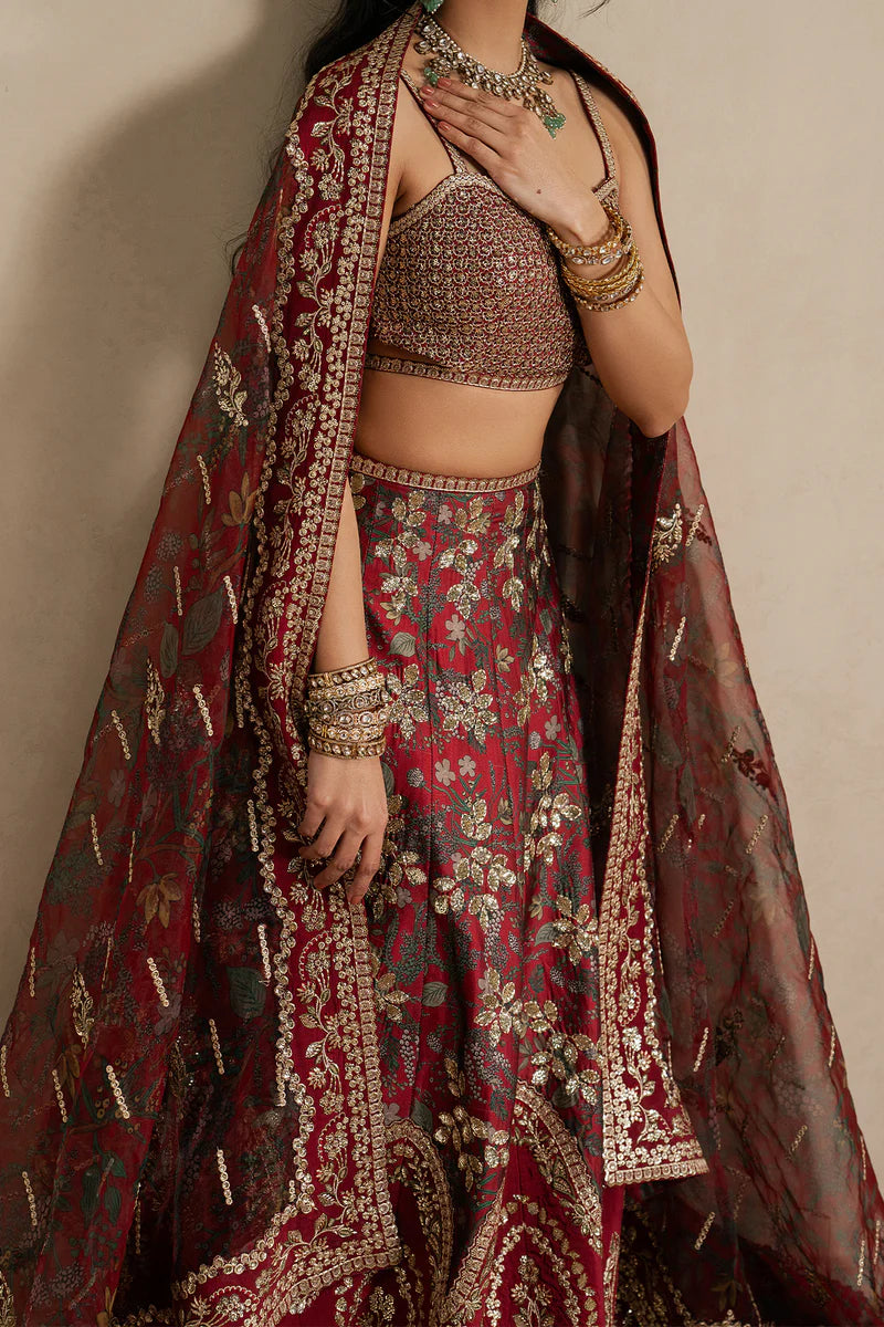 AYZEL QURBAT SILK FESTIVE TAARUF