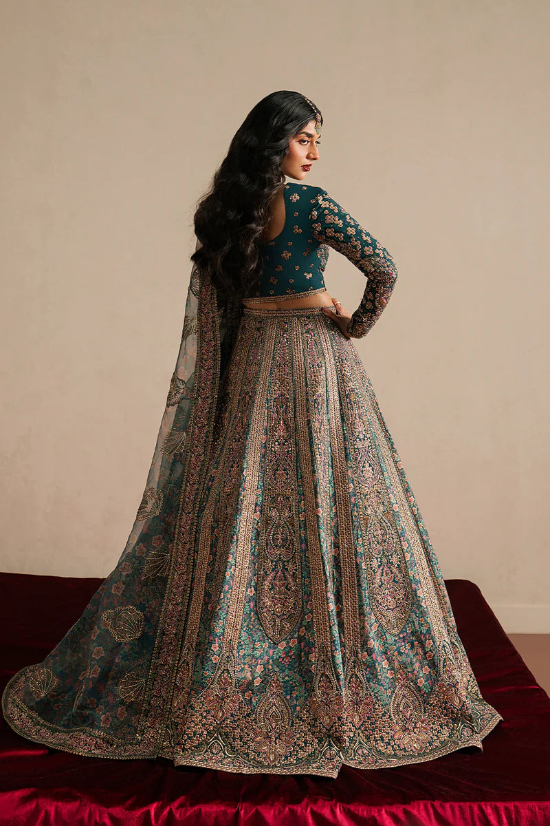 AYZEL QURBAT SILK FESTIVE TASSAVUR