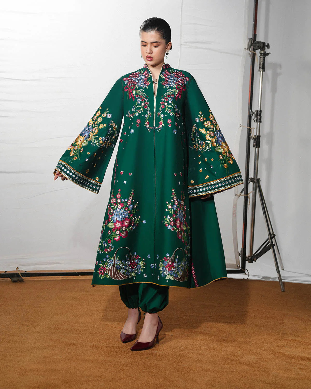 HUSSAIN REHAR JUGNU LAHORE BEZAN