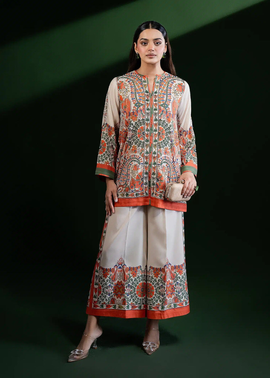 MEHAR NOOR AMBER OASIS