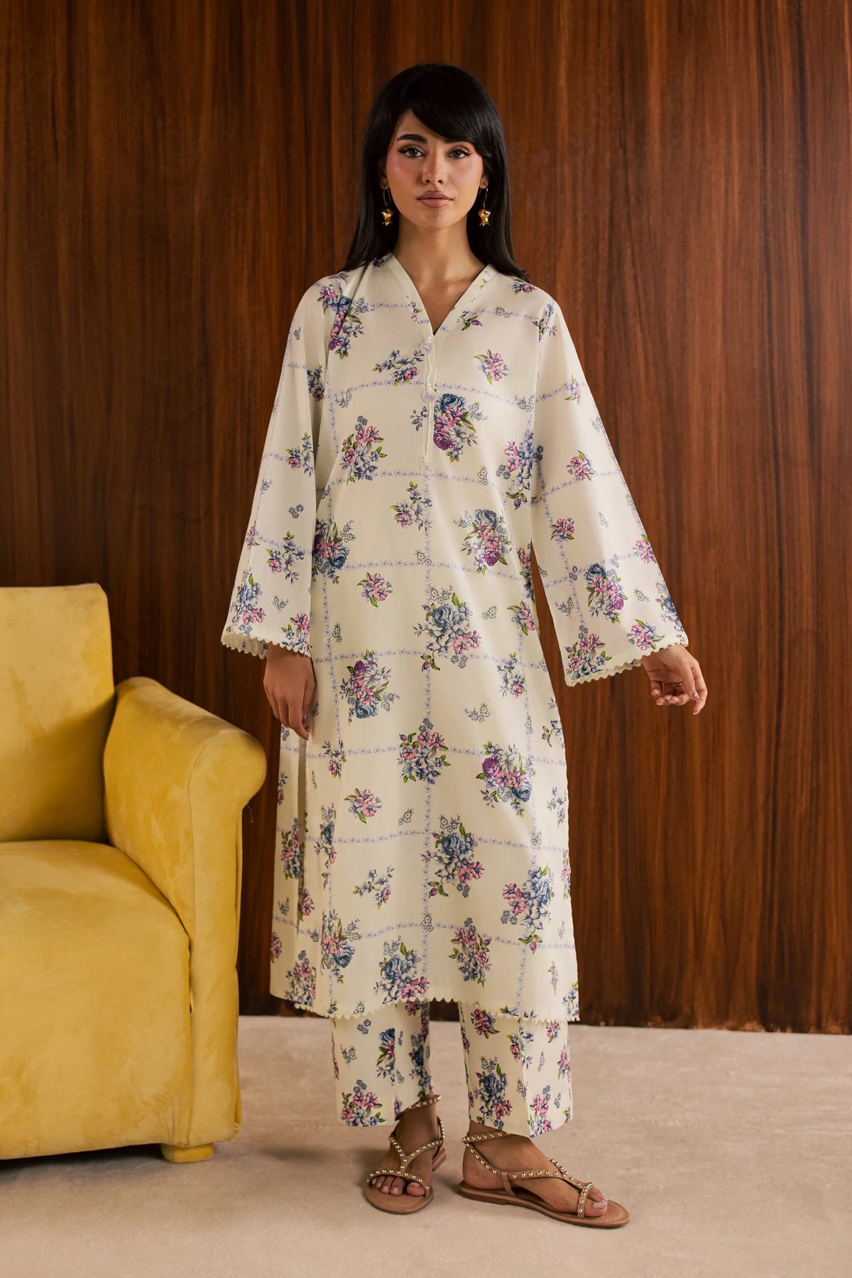 BATIK  WHITE SALLY 2PC