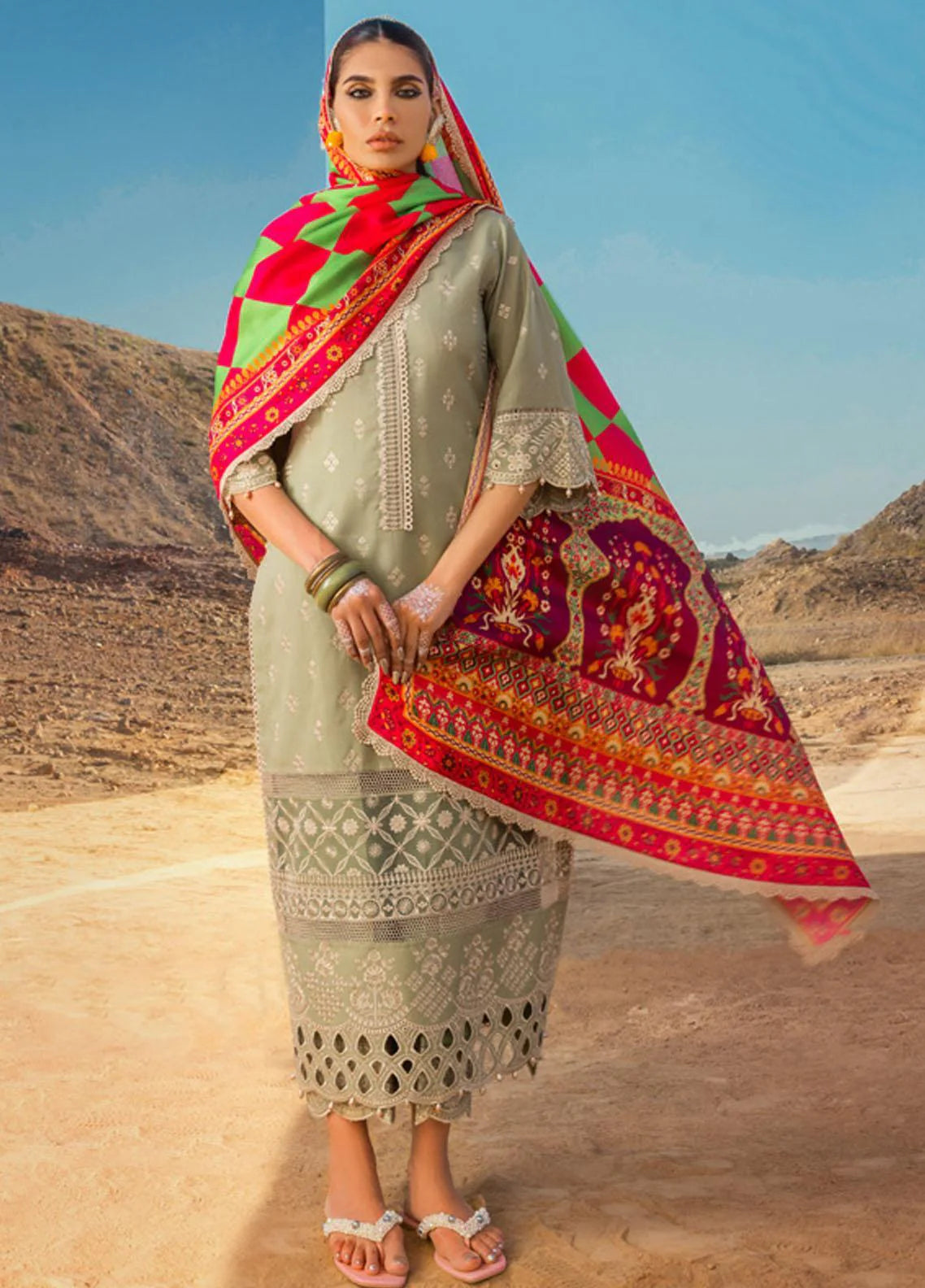 10B ZAINAB CHOTTANI